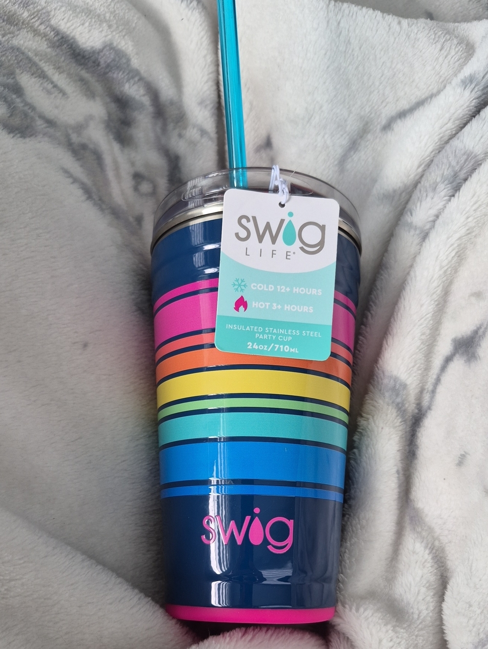 Swig Life NWT Rainbow Stripe Insulated Party Cup - Blue 24 Oz